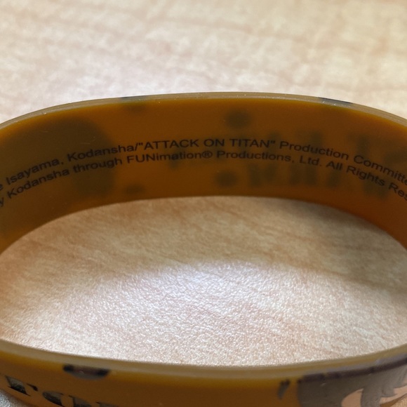 Attack on Titans-Sasha Potatoes Best Eaten Warm-Bracelet - Picture 5 of 6